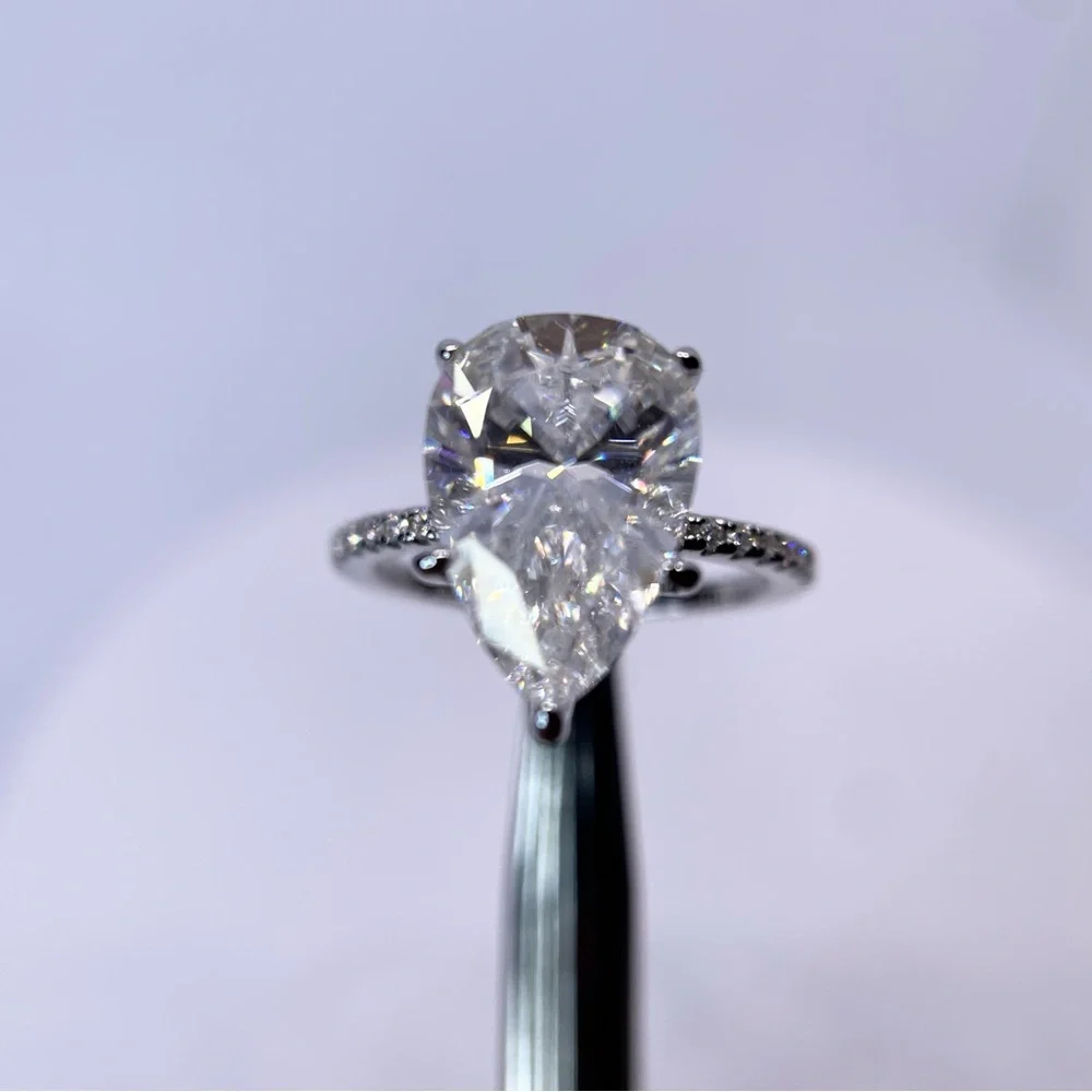 Genuine GRA Moissanite Pear-Shaped 5 ct Solitaire Ring in Silver. Sz 7